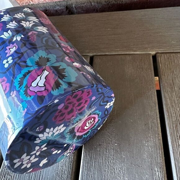 VERY BRADLEY
BLOOM AND berry desk notepad n pen pencil holder NWT - Picture 2 of 8